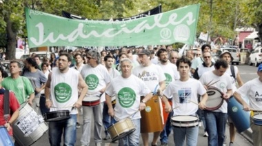 Judiciales siguen reclamando la devolución de descuentos por paros