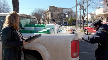 Denuncian olor a agroquímicos en un local de venta de máquinas fumigadoras