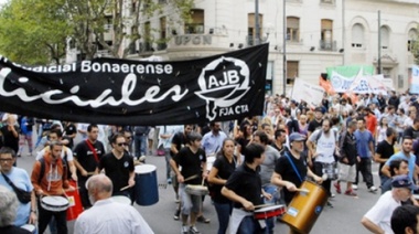Puja salarial: Judiciales paran en toda la provincia y marchan en La Plata