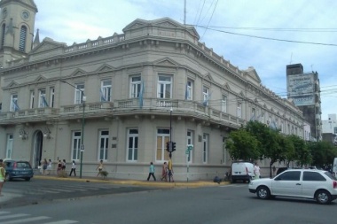 Municipales de Junín reclaman una suma fija de 3000 pesos