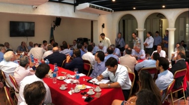 Intendentes radicales piden modificar el reparto de coparticipación