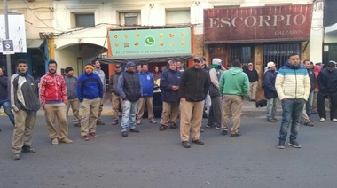 Municipales dudan del “atraso” en el pago de horas extras   