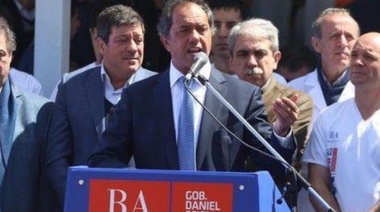 Scioli dijo que todas las contrataciones durante su gestión fueron legales