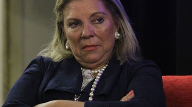 Carrió en defensa de Macri: denunció que planean un “golpe cambiario” para destituirlo