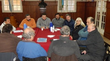 Encuentro de la mesa agropecuaria: caminos, manejo del agua , triquinosis y seguridad
