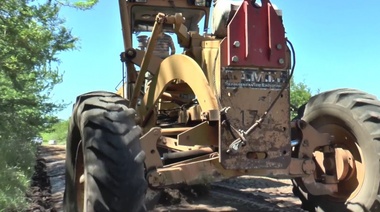 Uocra aceptaría manejar maquinaria vial en la zona rural