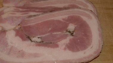 Municipios reclaman límites a la importación de carne porcina