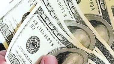 El dólar dio un salto de 20 centavos por la fuerte suba del riesgo país
