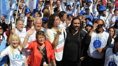 El conflicto no cesa y los docentes comienzan un paro por tres días en toda la Provincia