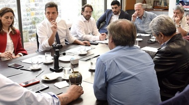 En la previa al paro, Massa se reunió con la Corriente Federal de Trabajadores