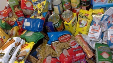 Efecto crisis: el PJ de Junín recolecta alimentos para repartir en familias de bajo recursos