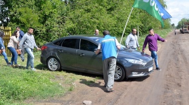 Acusan de cómplice a intendente k por consentir "escrache" a funcionarios oficialistas