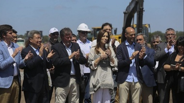 Seis intendentes de la cuarta acompañaron a Vidal en la inauguración de obras