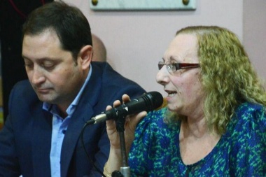 Presidenta del Concejo cuestionó el decreto para limitar familiares en cargos públicos