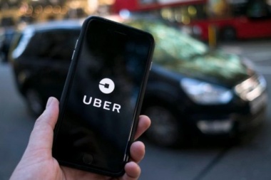 Crece el reclamo entre taxistas por la posible llegada de UBER a provincia