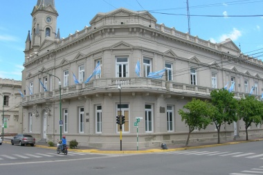 Posible conflicto para Petrecca por la no renovación de cinco contratados