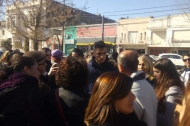 Policías de civil fueron descubiertos mientras filmaban marcha docente