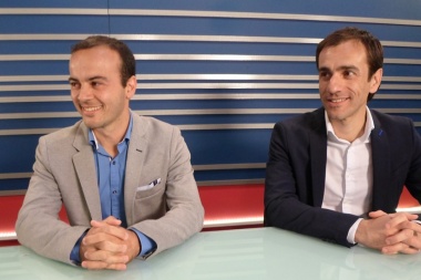 Tolosa rechazó "doble cobro" salarial y apuntó a "sectores de la oposición"