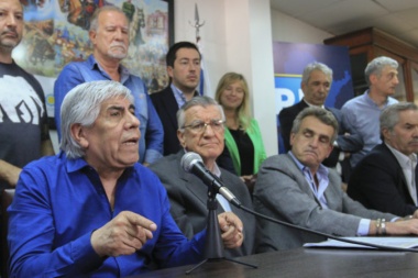 Felipe Solá y Hugo Moyano regresaron al PJ k y pidieron la unidad del peronismo