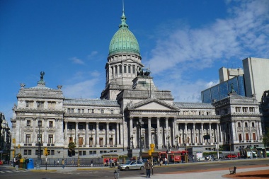 Pymes reclaman "medidas urgentes para afrontar la crisis" frente al Congreso