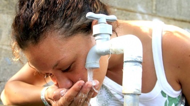 Avanzan con el aumento del 38% en el servicio de agua