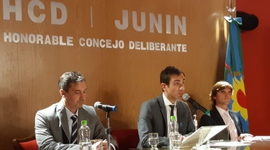 Junín: Petrecca eligió la "pesada herencia" para enumerar los logros de sus tres años