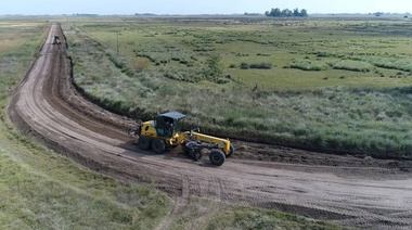 La red vial del campo se dividirá en 9 zonas de trabajo y se afectarán 12 motoniveladoras