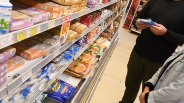 Advirtierten sobre sanciones a supermercados que no cumplan con "precios esenciales"