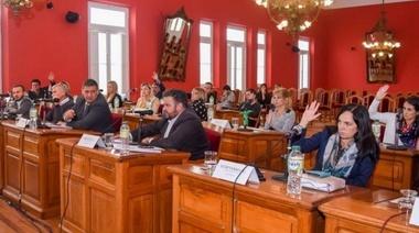 Con el voto doble de presidencia, Petrecca logrará aprobar los números 2018 de su gestión