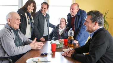 Massa en Pinto: “Los jubilados son las víctimas más claras del Gobierno de Macri”