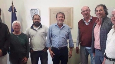 García asocia a Tellechea con la crisis económica y el intendente apuesta a los "hechos concretos"