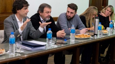 Senadores de Cambiemos recibieron a Lacunza