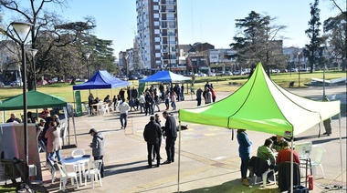 La plaza principal fue el escenario de un nuevo encuentro del gabinete municipal