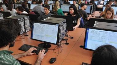 A pedido de la oposición, habrá fiscales informáticos para las primarias de agosto