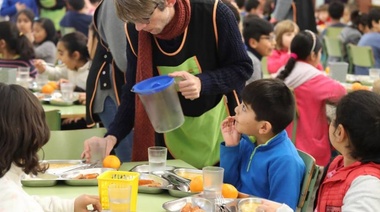 Municipio K informó que desde abril a julio tuvo que aportar más de 3 millones de pesos a comedores