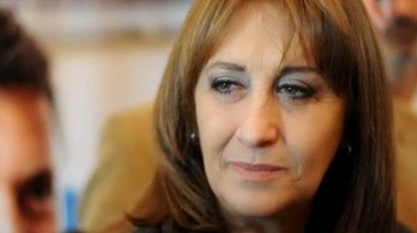 “Si los jubilados no pueden comprar los remedios, menos van a poder pagar un celular”