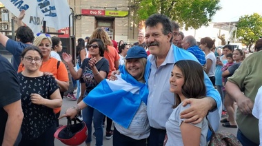 Caravana de Barenghi en Bragado que busca arrebatarle la intendencia a Gatica