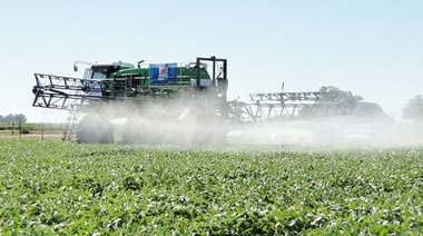 Vecinos de Lincoln insistieron a Serenal por el mal uso de agroquímicos