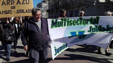 Multisectorial de jubilados advirtió que "5000 pesos no solucionan el problema" pero "abren una esperanza"