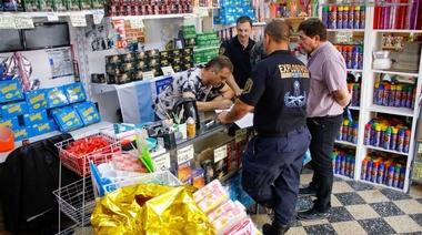 Aumentan controles a los comercios que venden pirotecnia