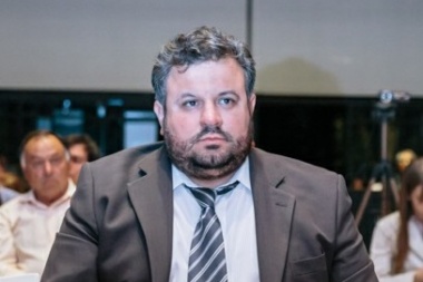 Mazzutti criticó el DNU de Macri y apuntó que "es un retroceso para el deporte nacional"