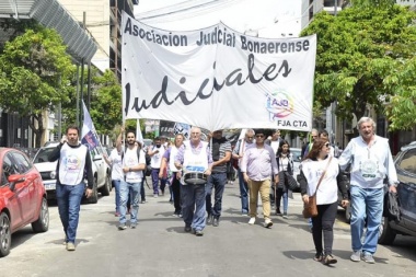 Judiciales comienzan el año exigiendo paritarias para “recuperar el poder adquisitivo”