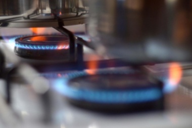 Facturas de gas vendrán con descuento de 20% en invierno y se pagará en el verano