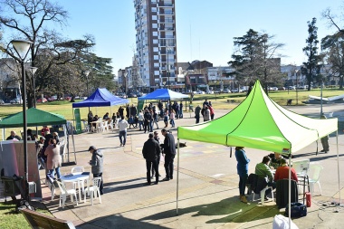 La plaza principal fue el escenario de un nuevo encuentro del gabinete municipal