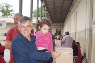 En Chivilcoy votó Guillermo Britos que va por su reelección como intendente