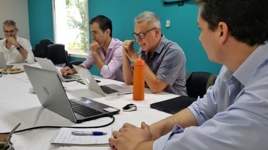 Petrecca entre reuniones de gabinete y gestiones en la provincia