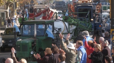 Mesa de Enlace lanzó un paro, pero el Gobierno ratificó suba de retenciones