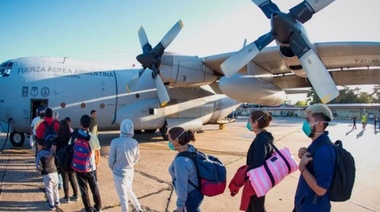 El Gobierno frenó el regreso de los argentinos varados en el exterior