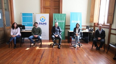 Britos confirmó ayuda alimentaria a vecinos y adelantó encuentro con Arroyo por más asistencia