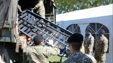 La dirigencia del Frente de Todos acompañó al PAMI y al Ejército en la entrega de equipamiento al Hospital